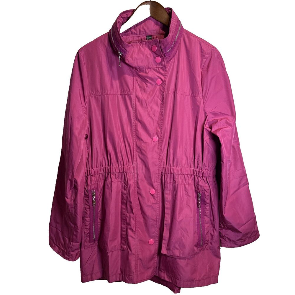 Nuage Lightweight Water Repellant Magenta Pink Raincoat Women's Size Medium